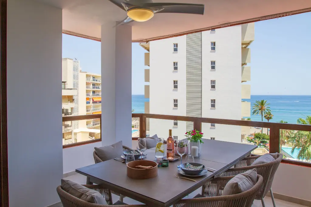 Lydia Cuatro Deluxe-11 (1).webp