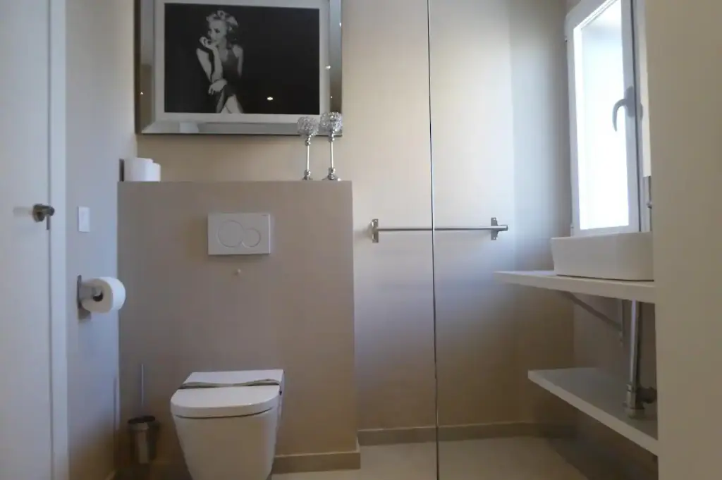 wc.webp